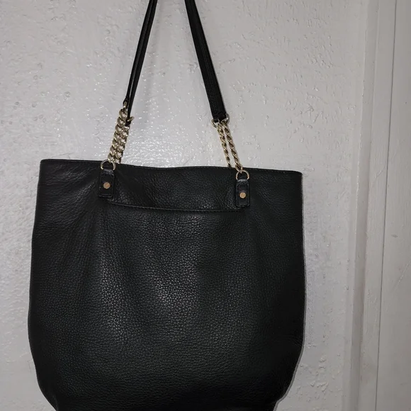 ***SOLD***Michael Kors Shoulder Bag - Picture 3 of 7